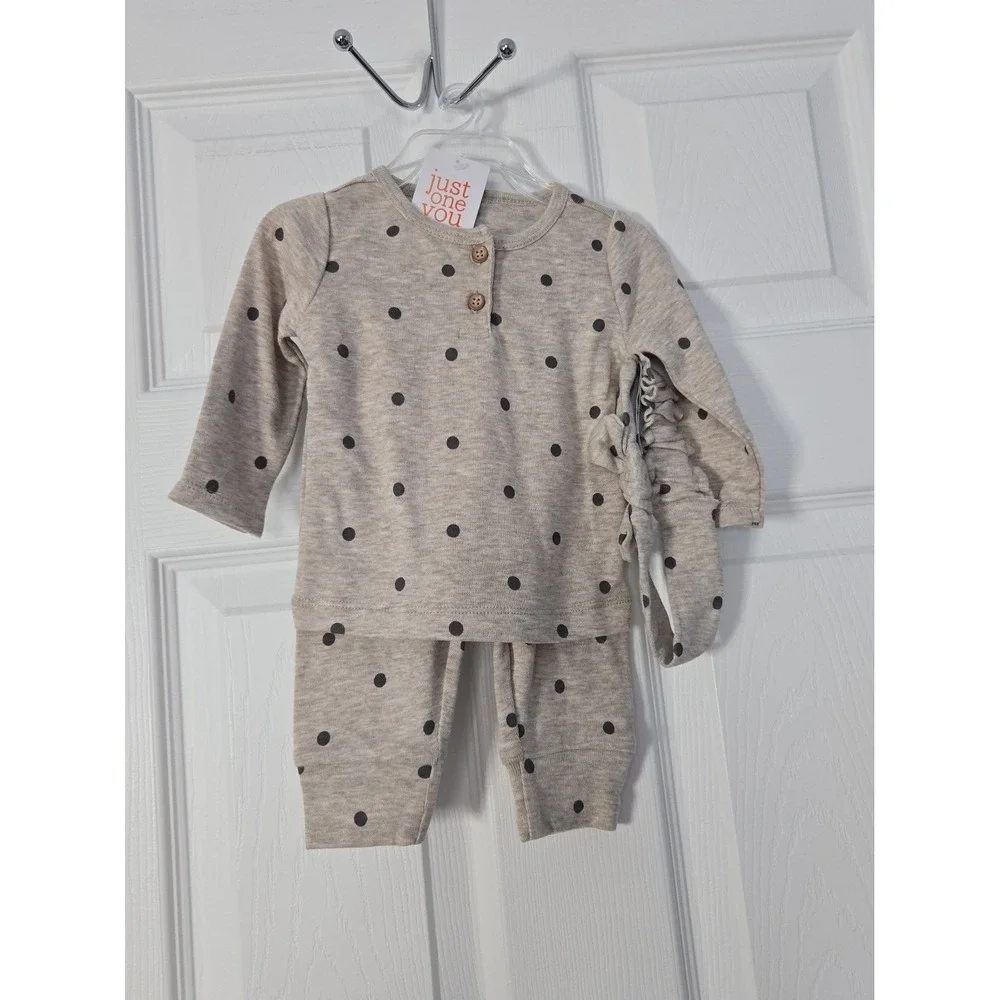 Carter's Infant Girls  New‎  Size 6M  3 piece set Tan with brown